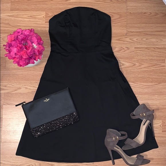 ✨ BOGO Free: Strapless Black Dress - Picture 2 of 7